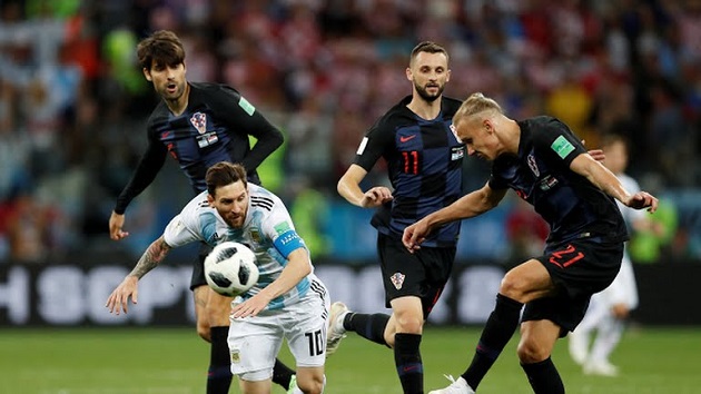 Một mình Messi không thể chống cự lại tập thể xuất sắc Croatia