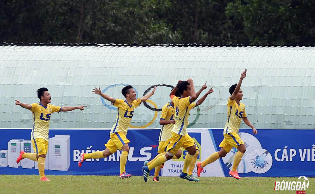 Ảnh bài viết Thắng trên loạt đấu súng, U17 Đồng Tháp gặp PVF trận chung kết