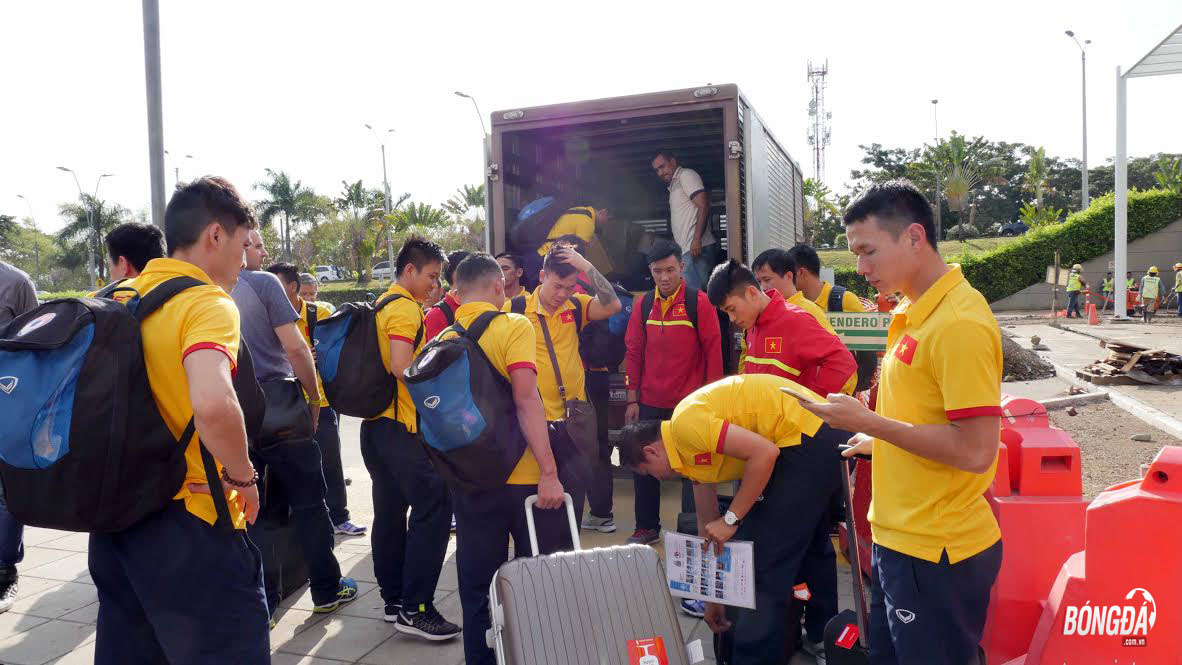 Theo thông tin từ ban huấn luyện tuyển Việt Nam cho biết, thời tiết ở thành phố Cali khá giống với thành phố Hồ Chí Minh nhưng dễ chịu hơn do độ ẩm thấp hơn, nhiệt độ ban ngày nóng nhất khoảng 30-32 độ C, buổi tối xuống thấp nhất khoảng 22 -24 độ. Độ ẩm chỉ khoảng 65-70%. Ảnh: Quang Thắng.