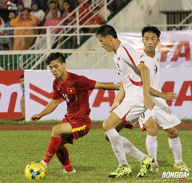 Sau khi kết thúc hợp đồng với Mito Hollyhock Công Phượng sẽ về Việt Nam thi đấu ở V-League 2017. Ảnh: Đình Viên.