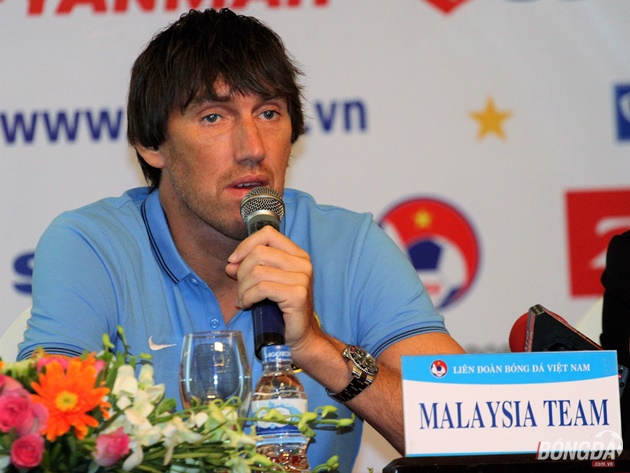 Ảnh bài viết HLV Frank Bernhardt: “Malaysia đủ mạnh để đối đầu với U23 Việt Nam”