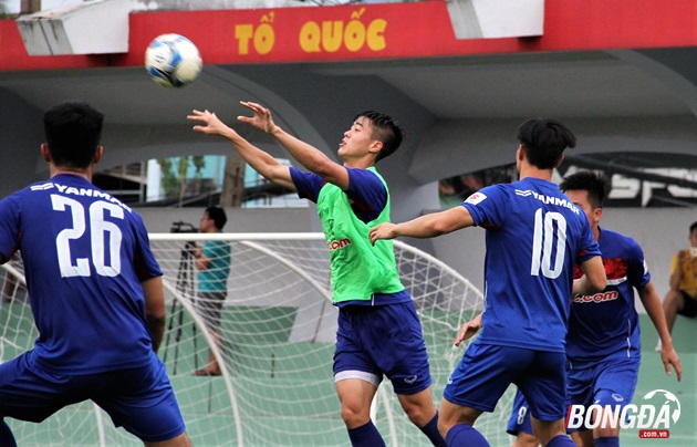 Việc U22 Việt Nam chỉ thả lỏng trên sân cũng là điều dễ hiểu bởi ban huấn luyện muốn các cầu thủ có tâm lý thoải mái nhất trước cuộc đối đầu quan trọng quyết định tấm vé vào VCK U23 châu Á khi gặp Hàn Quốc.