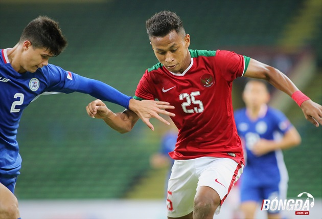 Đối đầu với Philippines ở lượt trận thứ hai bảng B SEA Games 29, các cầu thủ U22 Indonesia cho thấy sự vượt trội về mọi mặt.