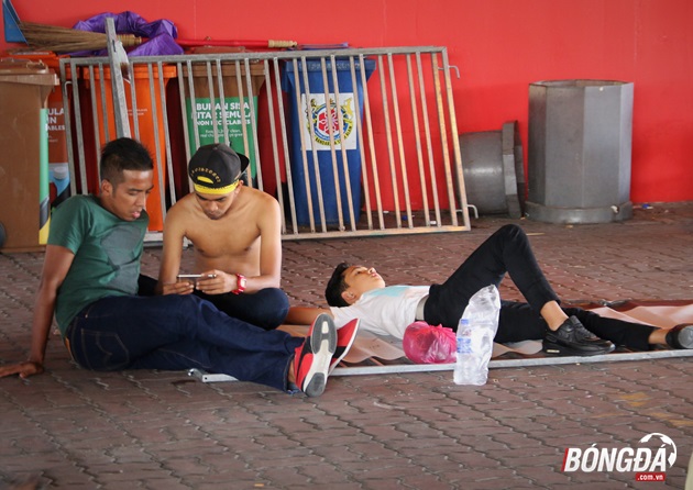 Còn khá nhiều thời gian trận chung kết mới diễn ra, thôi thì làm giấc rồi vào sân cũng không muộn.