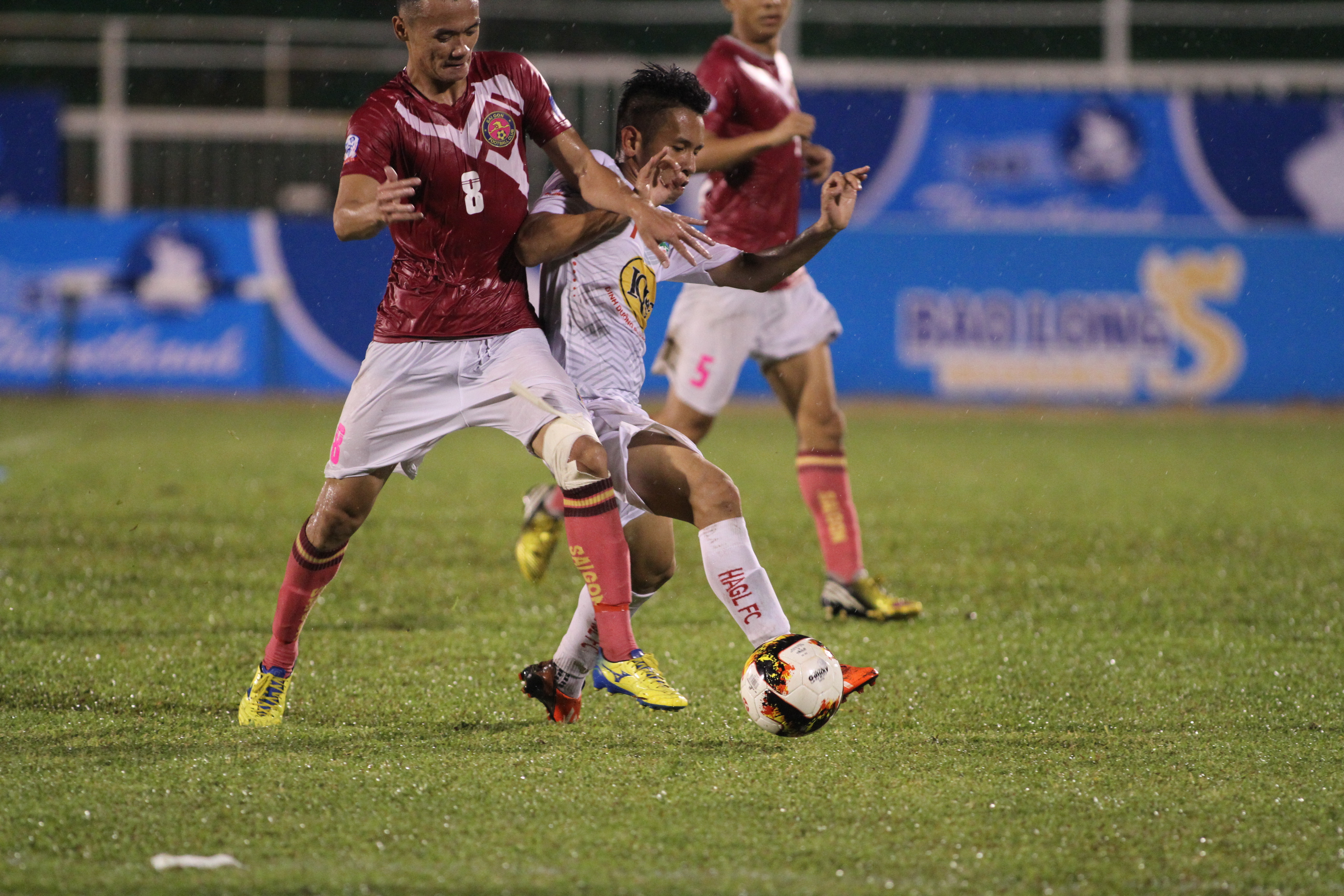 Theo HLV Đức Thắng cầu thủ giỏi ngoài chuyên môn phải không ngoái, có chất quái để tạo lợi thế cho mình. Ảnh: Đình Viên.