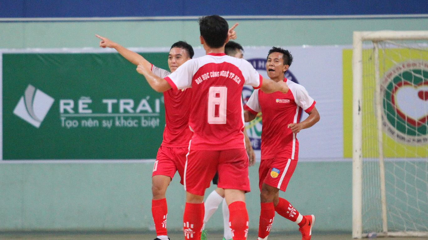 Ảnh bài viết Đại học Công nghiệp đối đầu ĐH Hutech trận chung kết giải futsal sinh viên TP.HCM 2017