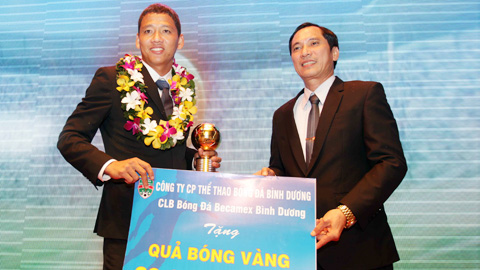 Ảnh bài viết Trần Minh Chiến: “Anh Đức xứng đáng nhận Qủa bóng vàng”