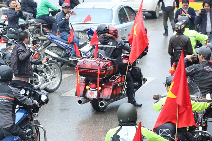 Không khí khẩn trương, rộn ràng tại Hà Nội.