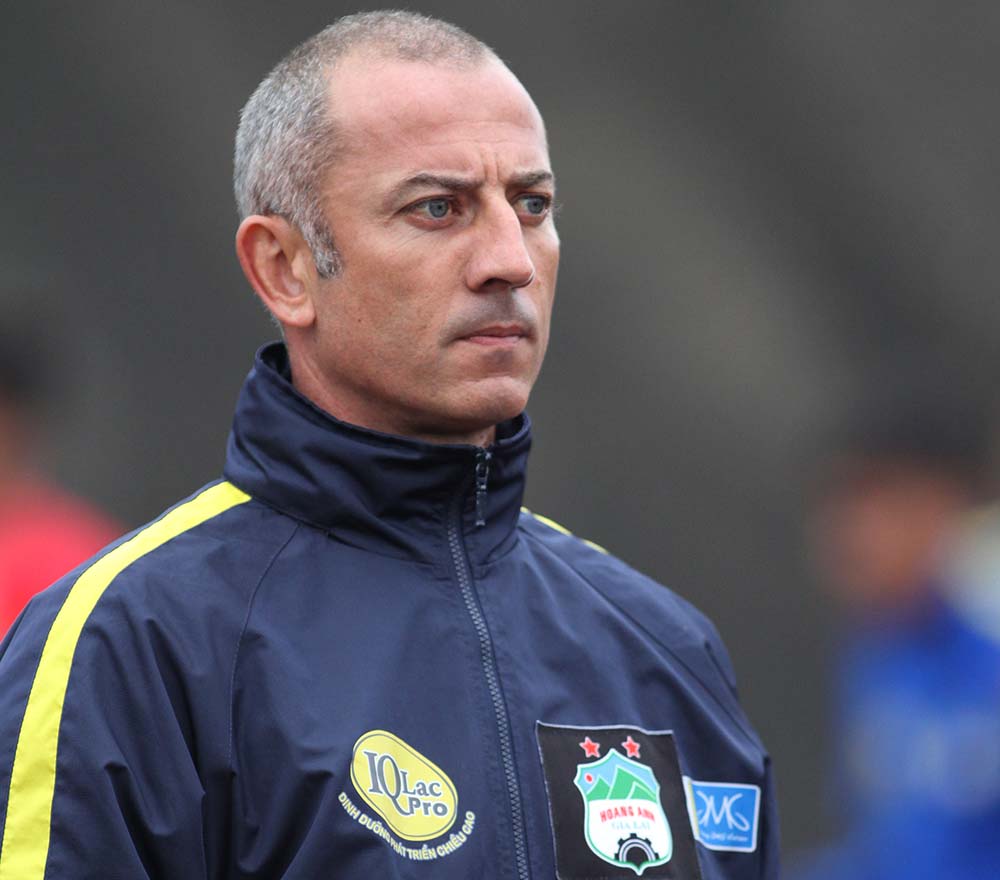 Ảnh bài viết Thầy Công Phượng thừa nhận HAGL yếu hơn đối thủ