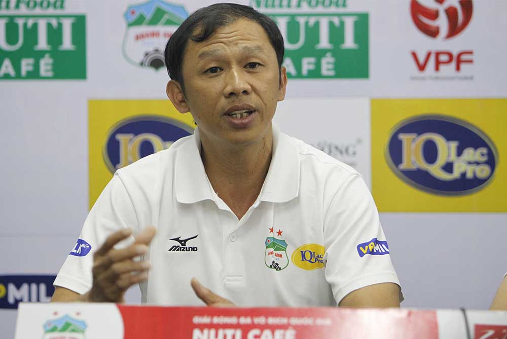 HLV Dương Minh Ninh quyết tâm có 3 điểm trước Nam Định.