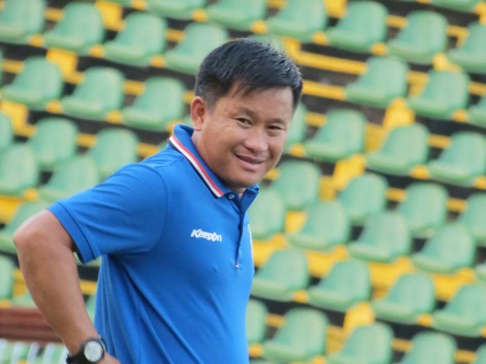 Ảnh bài viết HLV Đinh Hồng Vinh và sức sống mới với bóng đá Cần Thơ