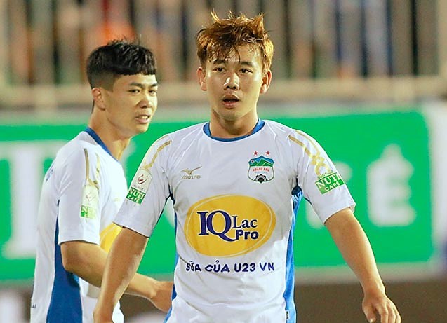 Ảnh bài viết Công Phượng, Minh Vương "nổ súng" HAGL đánh bại SHB Đà Nẵng 2-0