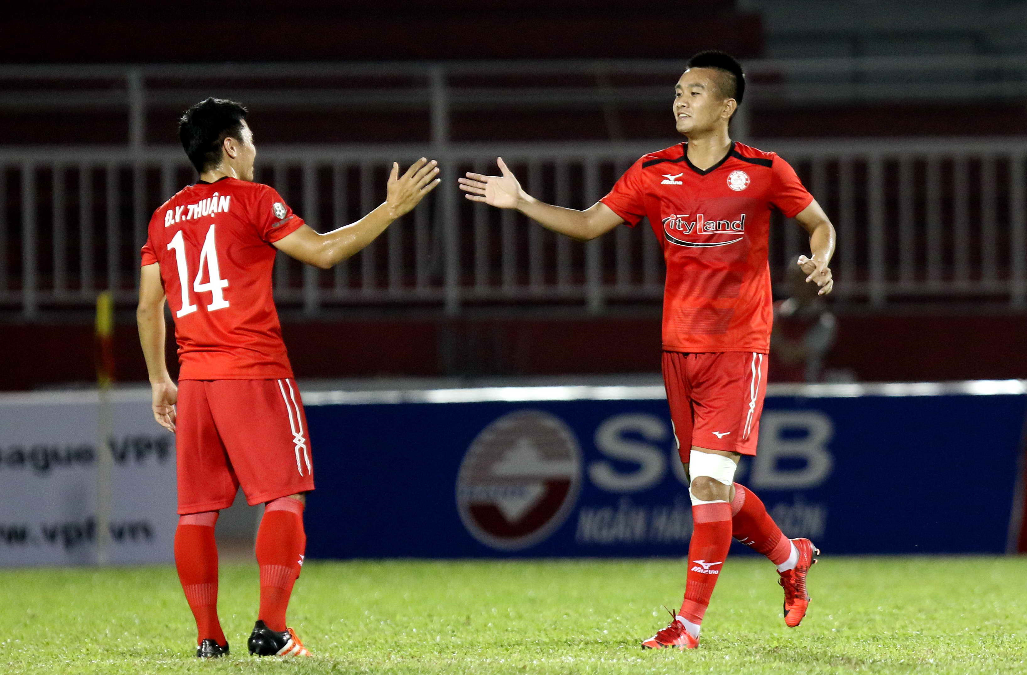 Ảnh bài viết Trước trận TP.HCM vs Hải Phòng: Chờ Toshiya Miura giải bài toán chấn thương
