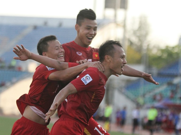 Ảnh bài viết Điểm tin bóng đá Việt Nam tối 29/04: ĐTVN nằm bẳng tử thần AFF Cup 2018