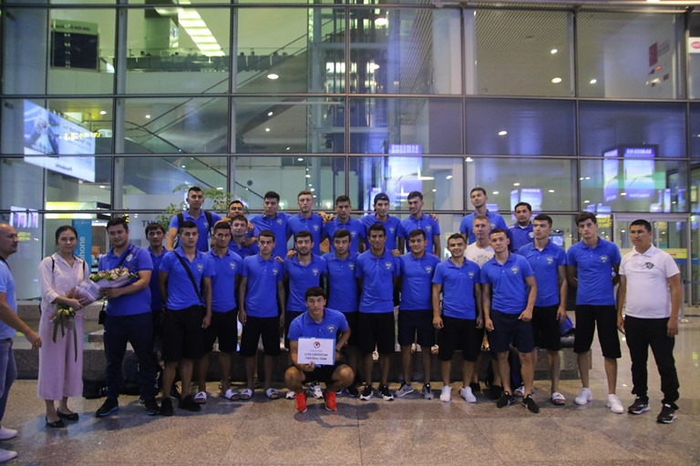 Ảnh bài viết Vừa đặt chân xuống Nội Bài, Uzbekistan đã muốn đánh bại U23 Việt Nam