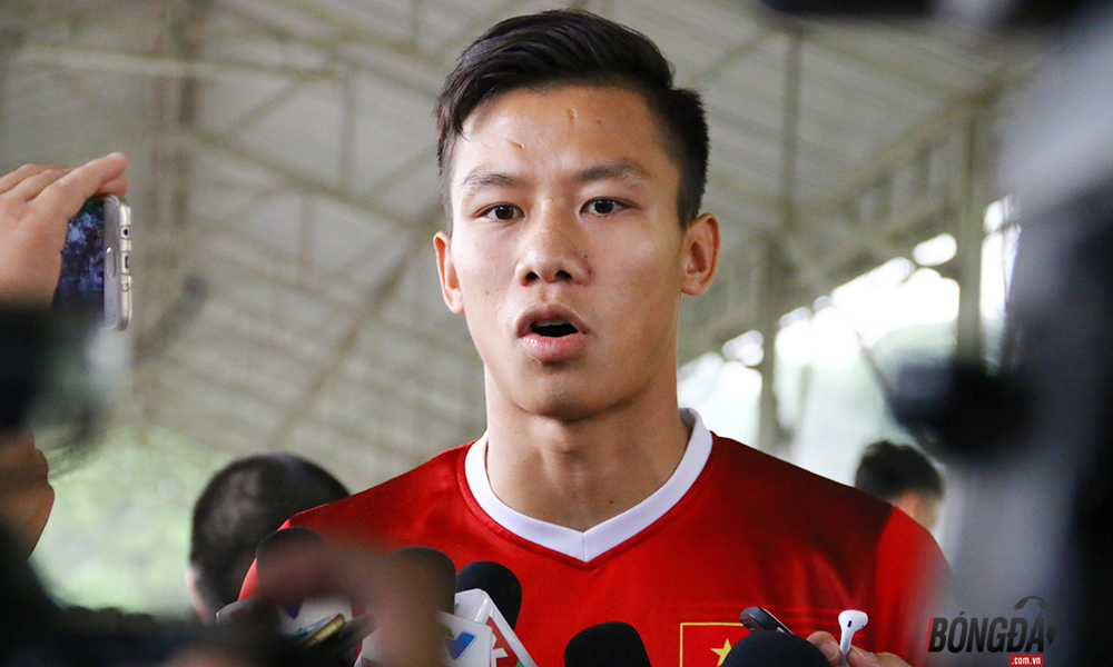 Ảnh bài viết Quế Ngọc Hải: "Tôi có kinh nghiệm khi đối đầu với tiền đạo Myanmar"