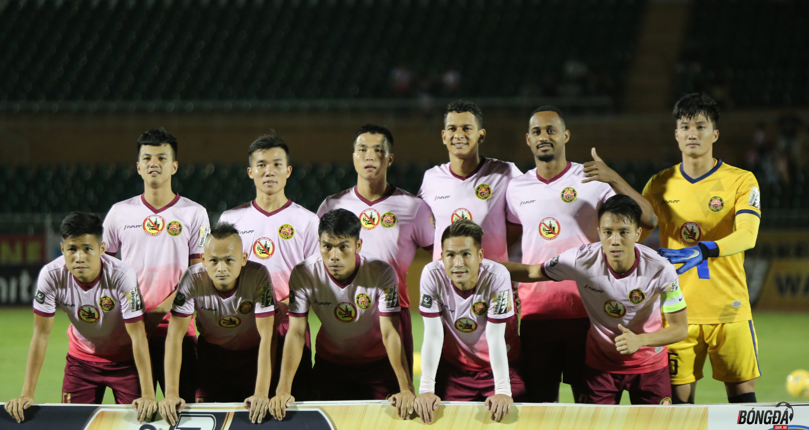 Chiều 18/5, trên sân Thống Nhất, CLB bóng đá Sài Gòn tiếp đón đội khách Viettel trong khuôn khổ vòng 10 V-League 2019. Trước trận đấu này, Viettel đang không có phong độ tốt khi thua trắng 0-3 trên sân nhà Hàng Đẫy trước HAGL.