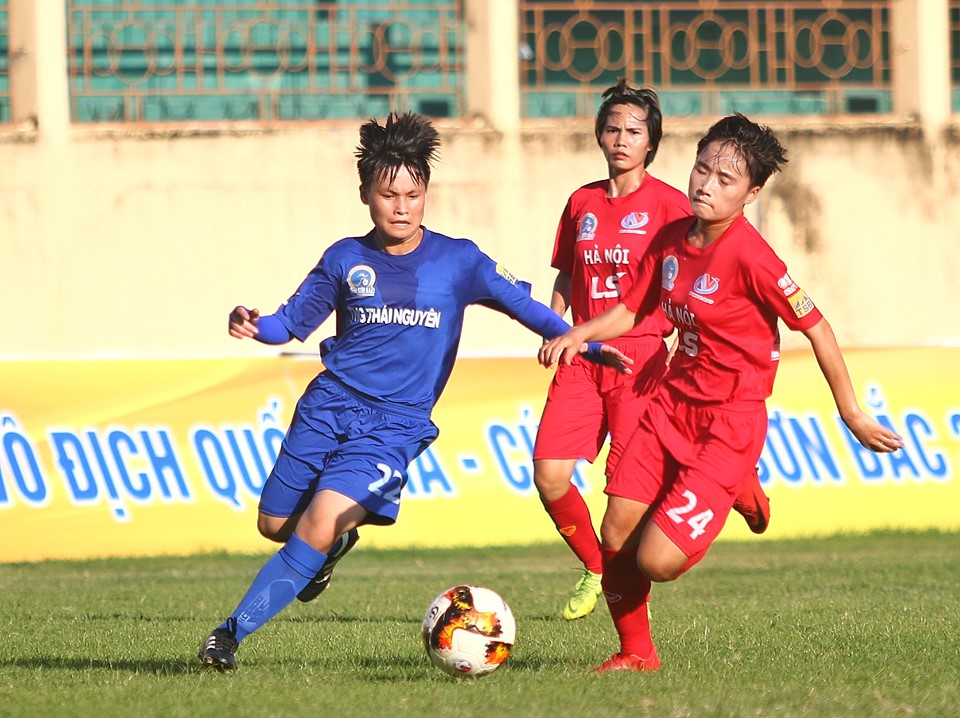 Hà Nội có 10 điểm bằng Phong Phú Hà Nam và TP.HCM I sau 5 vòng đấu giải VĐQG nữ 2019. Ảnh: Thái Sơn.