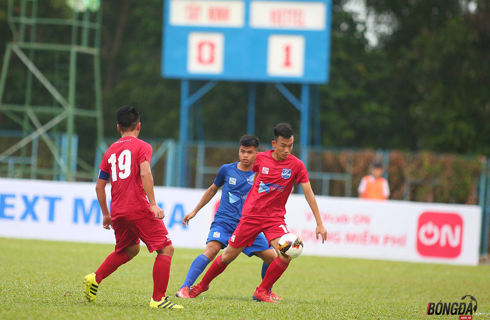 Được đánh giá cao hơn U17 Tây Ninh khi có mặt ở VCK U17 Quốc gia 2019, thế nhưng U17 Viettel phải rất khó khăn mới có thể giành 3 điểm trước đội chủ nhà.