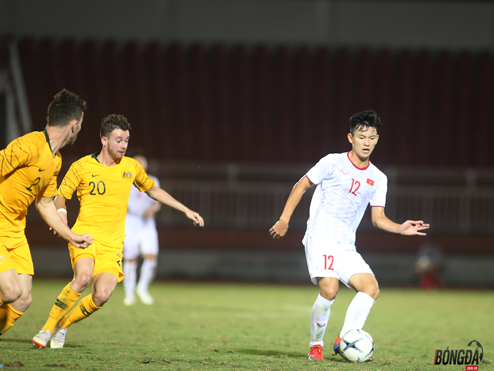U18 Việt Nam thất thủ 1-4 trước U18 Australia ở lượt trận thứ 2 bảng B. Ảnh: Đình Viên.