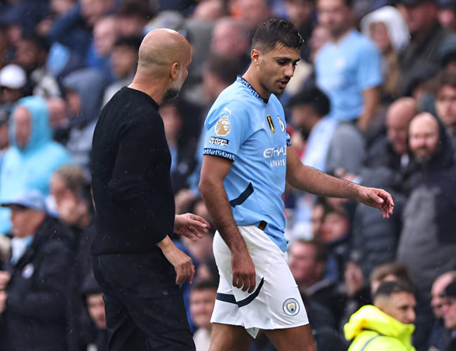 Ảnh bài viết Người thay Rodri đang ở chính Man City, nhưng Pep chưa để ý đến