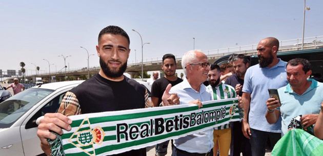 Mức lương Real Betis đưa ra đã thuyết phục được Fekir.