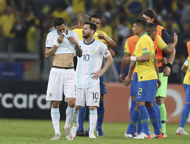 Ảnh bài viết Cảm xúc đã giết chết Argentina như thế nào?