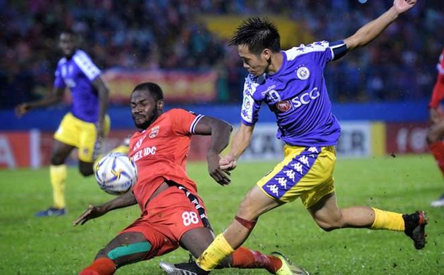 Phong độ ghi bàn ấn tượng của Văn Quyết rất cần thiết với đội tuyển Việt Nam.