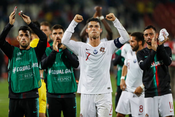 Ảnh bài viết Ronaldo ghi bàn, Bồ Đào Nha có chiến thắng đầu tiên ở vòng loại