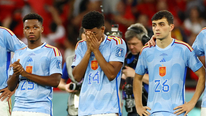 Ảnh bài viết Tây Ban Nha đi vào vết xe đổ của Barcelona