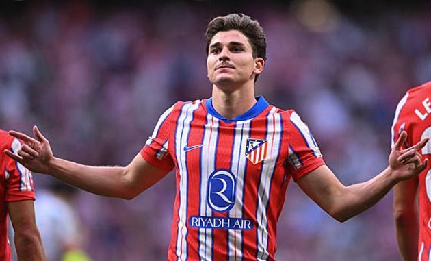 Julian Alvarez gây ấn tượng trong màu áo Atletico Madrid.