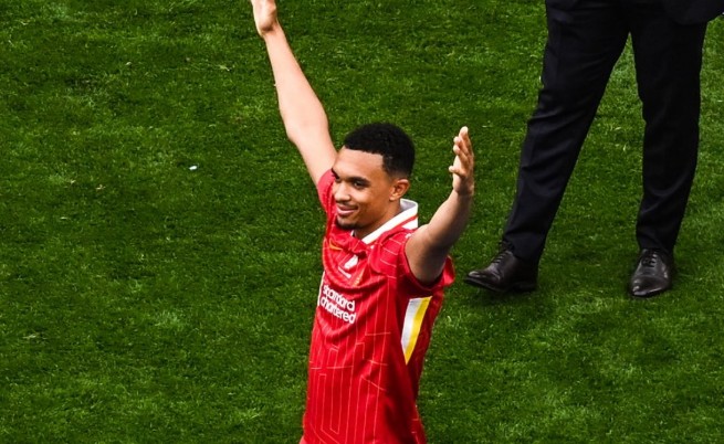 Ảnh bài viết Trent Alexander-Arnold: Đây là ngày hạnh phúc nhất đời tôi