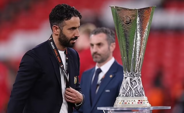 Ảnh bài viết Man United sa sút, Amorim họp khẩn và có quyết định về Garnacho