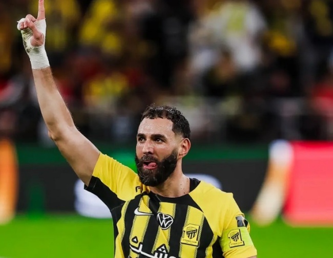 Ảnh bài viết Benzema rực sáng giúp Al Ittihad hoàn tất cú đúp danh hiệu