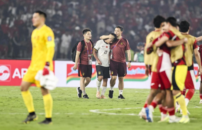 Ảnh bài viết Vỡ mộng World Cup, CĐV Trung Quốc phẫn nộ với ĐTQG