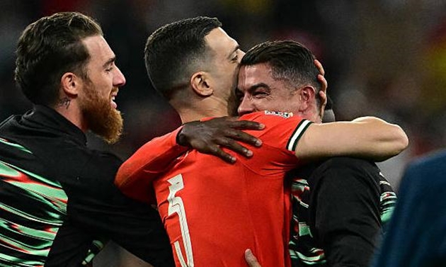 Ảnh bài viết Ronaldo bật khóc sau khi cùng Bồ Đào Nha vô địch Nations League