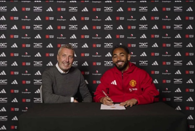 Ảnh bài viết CHÍNH THỨC! Man United công bố thương vụ Matheus Cunha