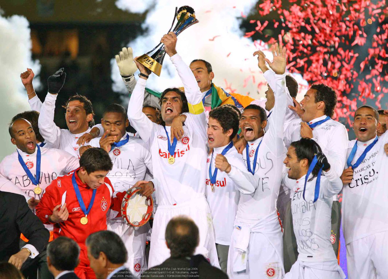 Bóng đá Brazil liên tiếp ẵm chức vô địch giai đoạn 2005-2006.