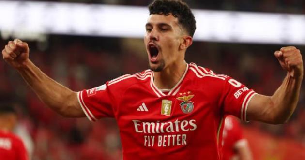 Ảnh bài viết Liverpool tranh Araujo với Chelsea, tìm người thay Van Dijk