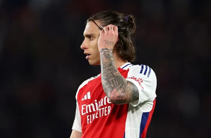 Ảnh bài viết Arsenal từ chối đề nghị bán Riccardo Calafiori