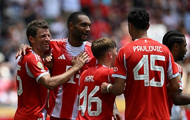 Bayern có khoảng cách quá lớn so với Auckland City.