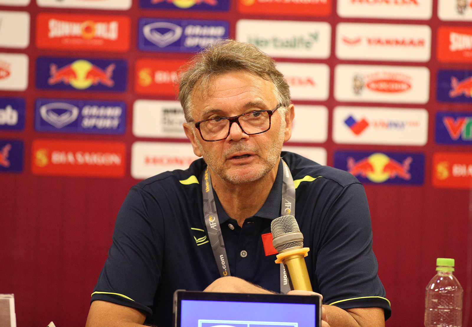 Ảnh bài viết Truyền thông Hàn Quốc: HLV Philippe Troussier có thể dẫn dắt ĐT Trung Quốc