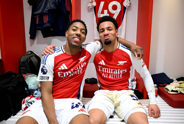 Ảnh bài viết Hai “viên ngọc thô” Hale End giúp Arsenal tiết kiệm hàng chục triệu bảng