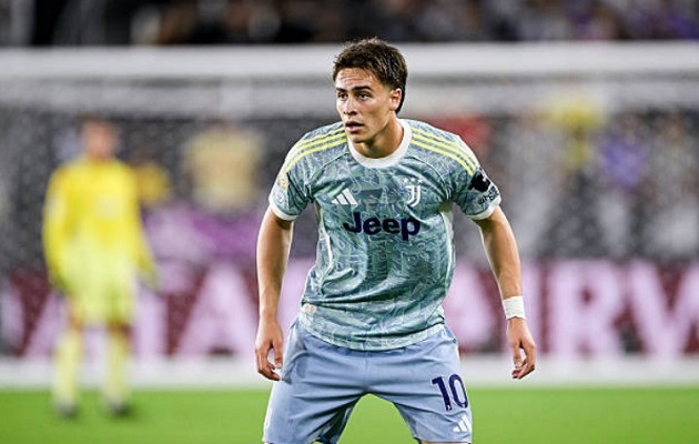 Ảnh bài viết Chelsea và Arsenal có thể mua Kenan Yildiz với giá 70 triệu euro