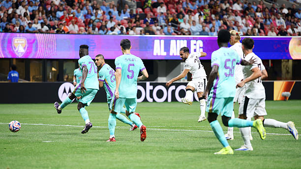 Cherki sớm "mở tài khoản".