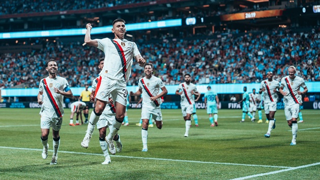 Ảnh bài viết Guardiola khen ngợi Ait-Nouri và Echeverri sau chiến thắng 6-0