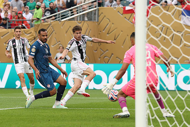 Ảnh bài viết 7 con số ấn tượng đằng sau chiến thắng của Juventus