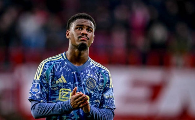 Ảnh bài viết Arsenal tiến gần đến hợp đồng 50 triệu euro với Jorrel Hato