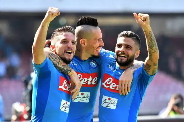 Bộ ba Mertens, Hamsik, Insigne là biểu tượng của Napoli thập kỉ trước.