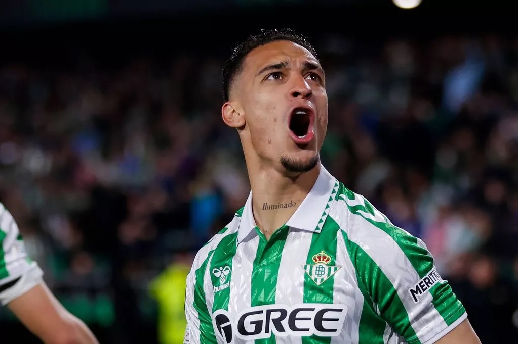 Ảnh bài viết Manchester United: Chuyển nhượng mùa hè với 2 tín hiệu đáng mừng